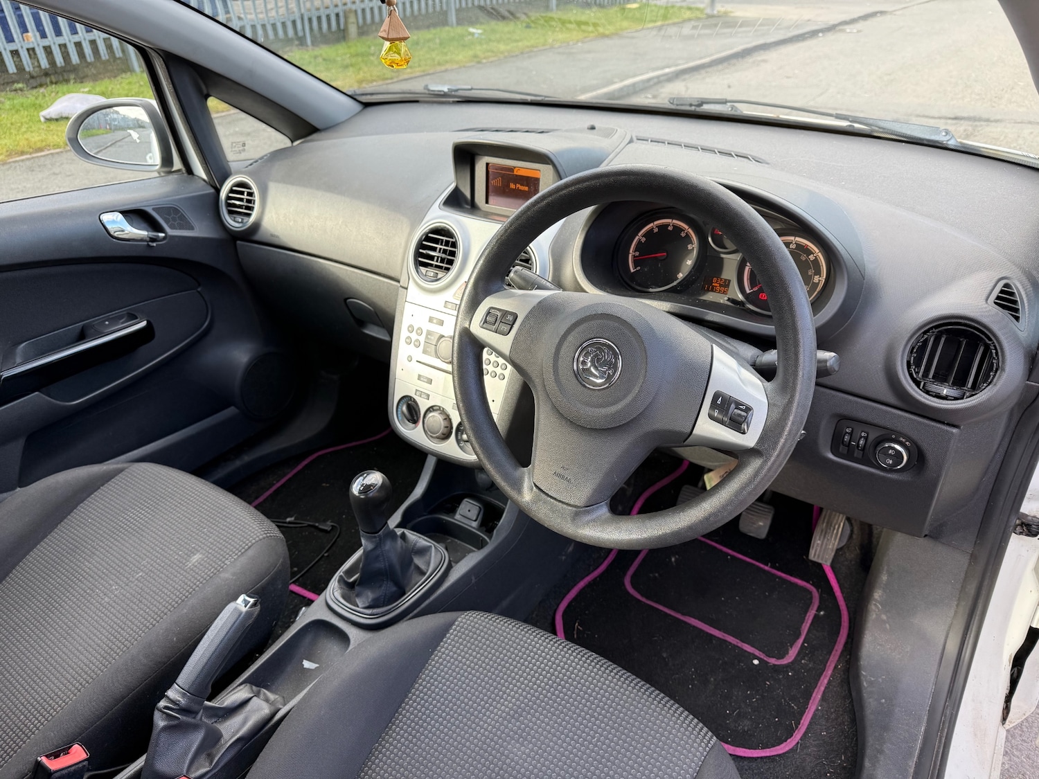 Used Vauxhall Corsa 2011 for sale - 77303347: Photo 8