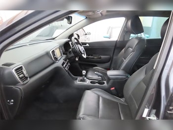 Used Kia Sportage 2017 for sale - 78254047: Photo