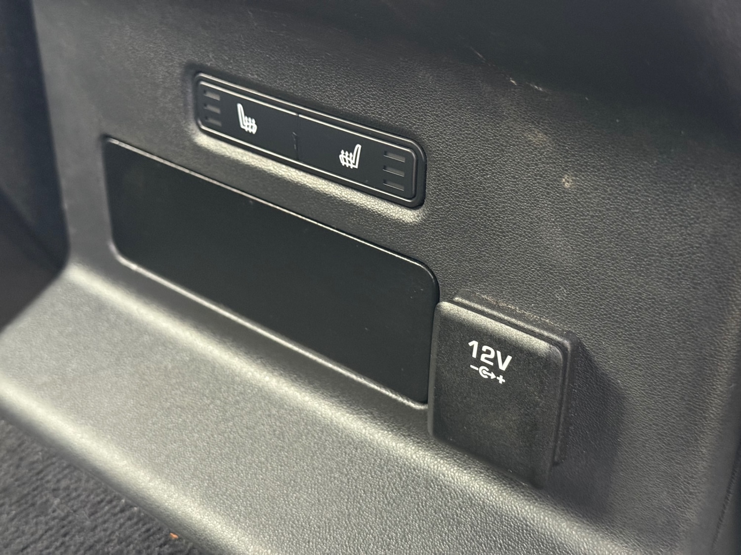 Used Land Rover Range Rover Velar 2017 for sale - 76461926: Photo 13