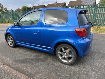 Used Toyota Yaris 2001 for sale - 78779725: Photo