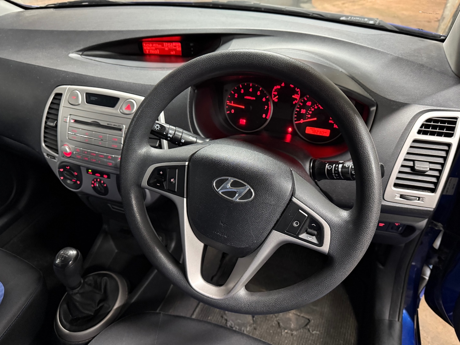 Used Hyundai i20 2010 for sale - 77008939: Photo 8