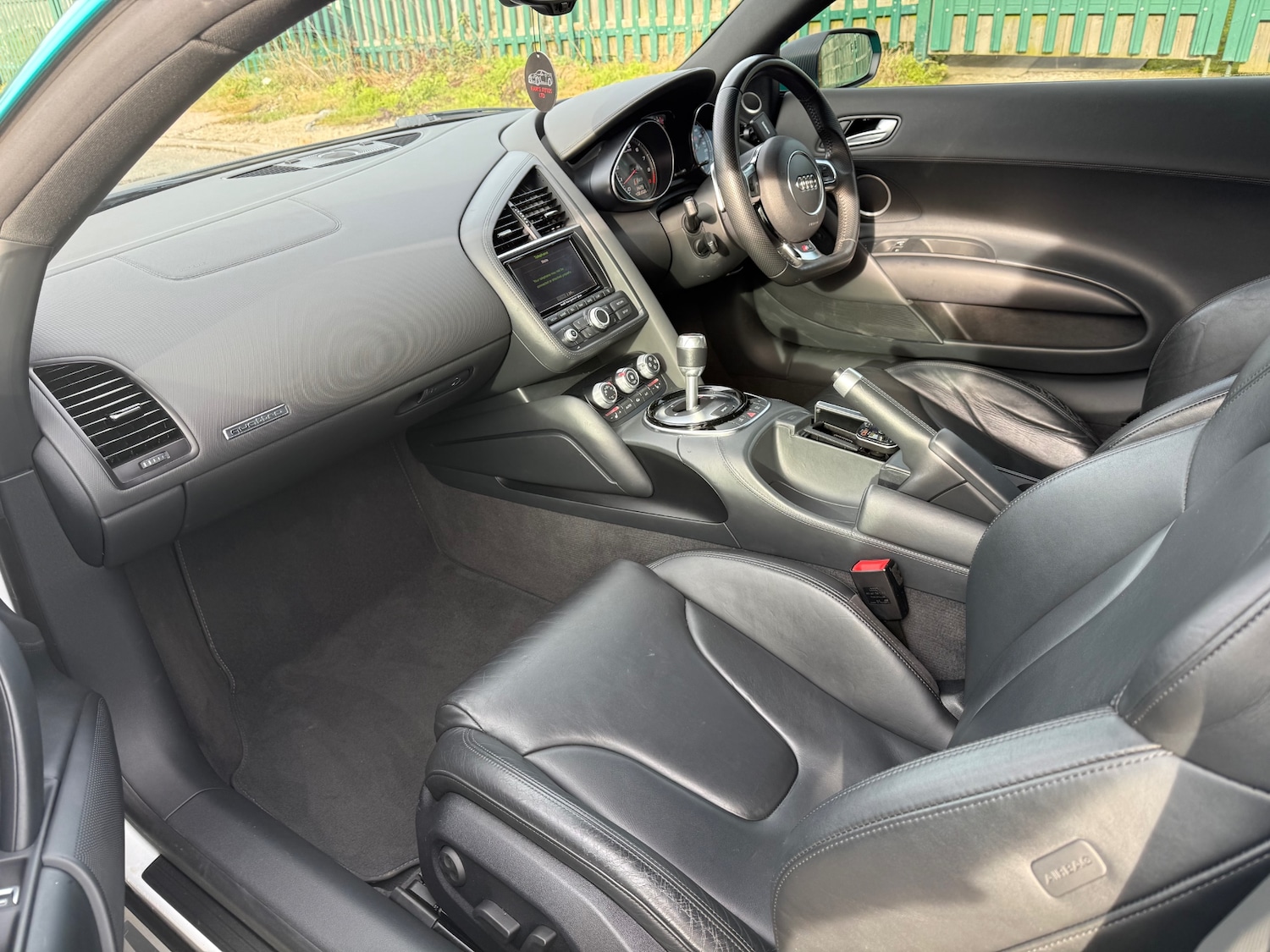 Used Audi R8 2014 for sale - 77558680: Photo 9