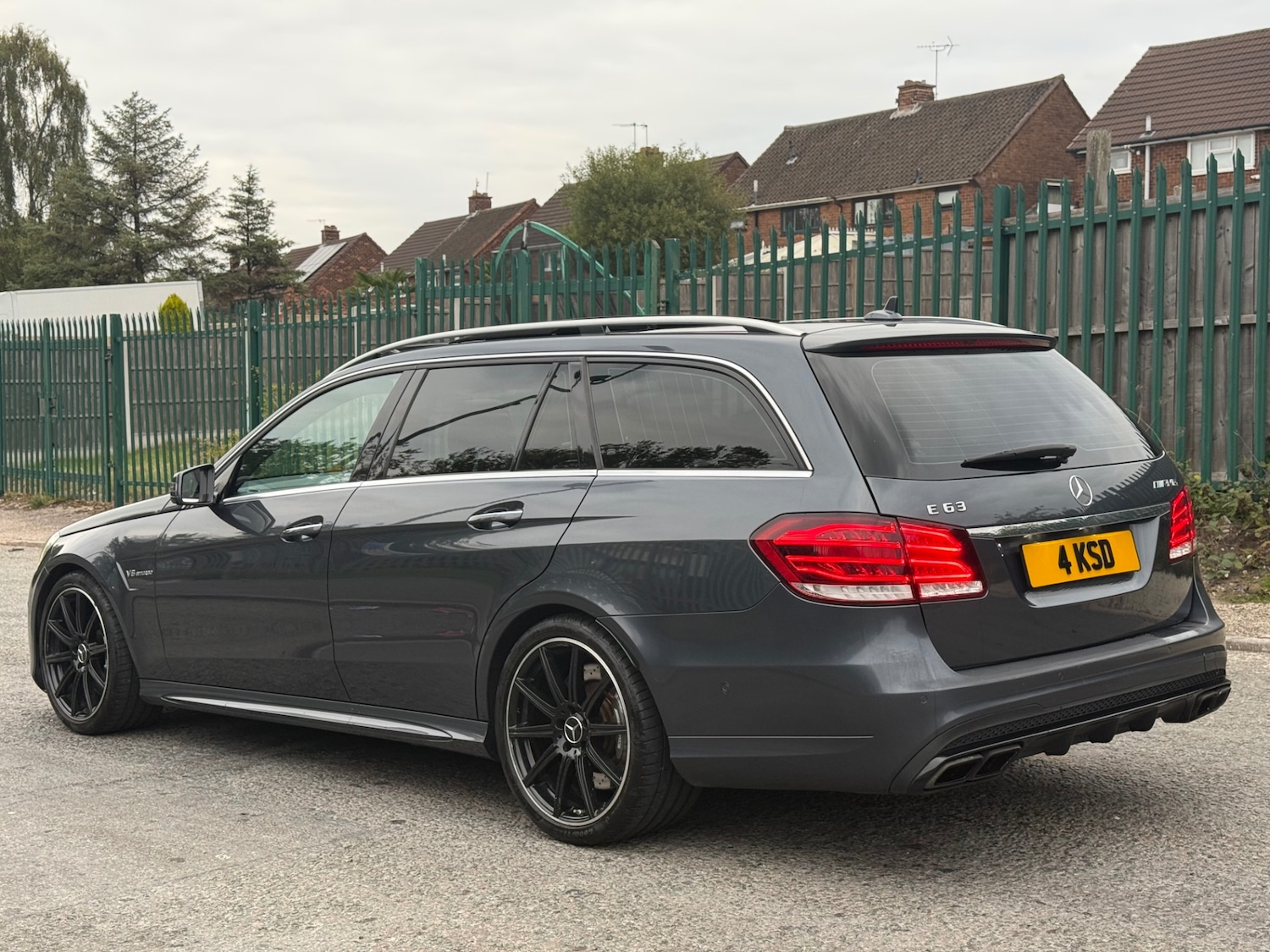 Used Mercedes-Benz E-Class 2014 for sale - 76082943: Photo 6