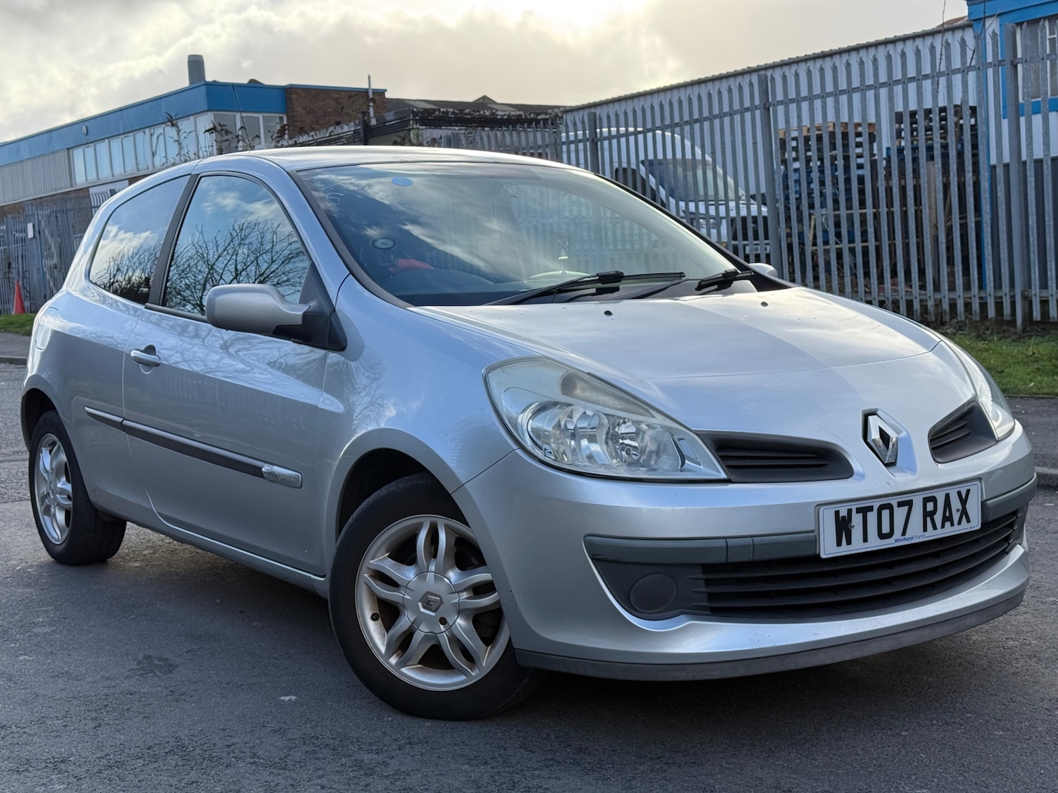 Used Renault Clio 2013 for sale - 77303428: Photo 3
