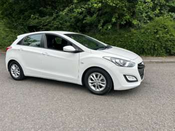 2012 (12) - 1.6 CRDi Blue Drive Active 5dr