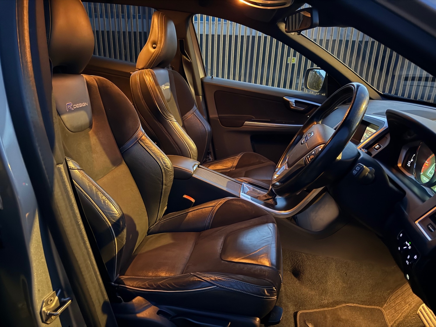 Used Volvo XC60 2014 for sale - 76627273: Photo 7