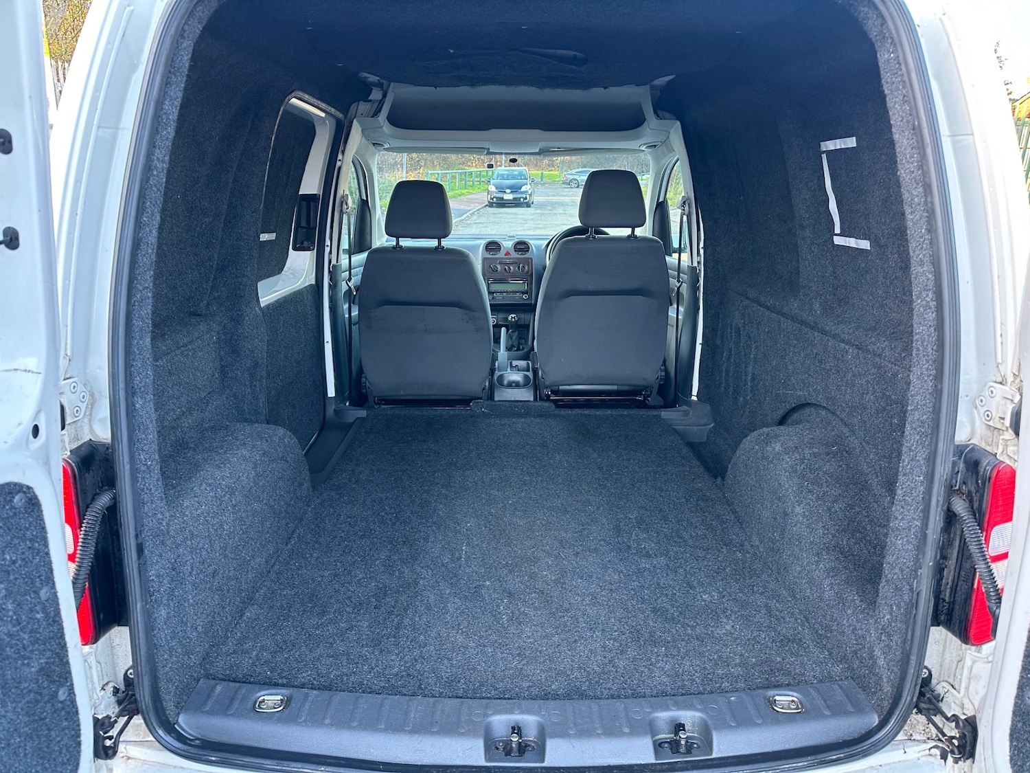 Used Volkswagen Caddy 2015 for sale - 76699715: Photo 14