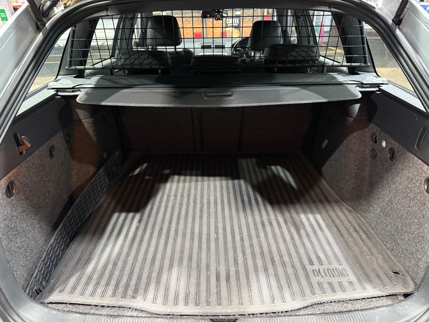 Used Skoda Octavia 2010 for sale - 76380378: Photo 11