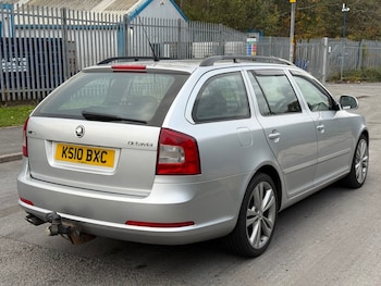 Used Skoda Octavia 2010 for sale - 76380378: Photo