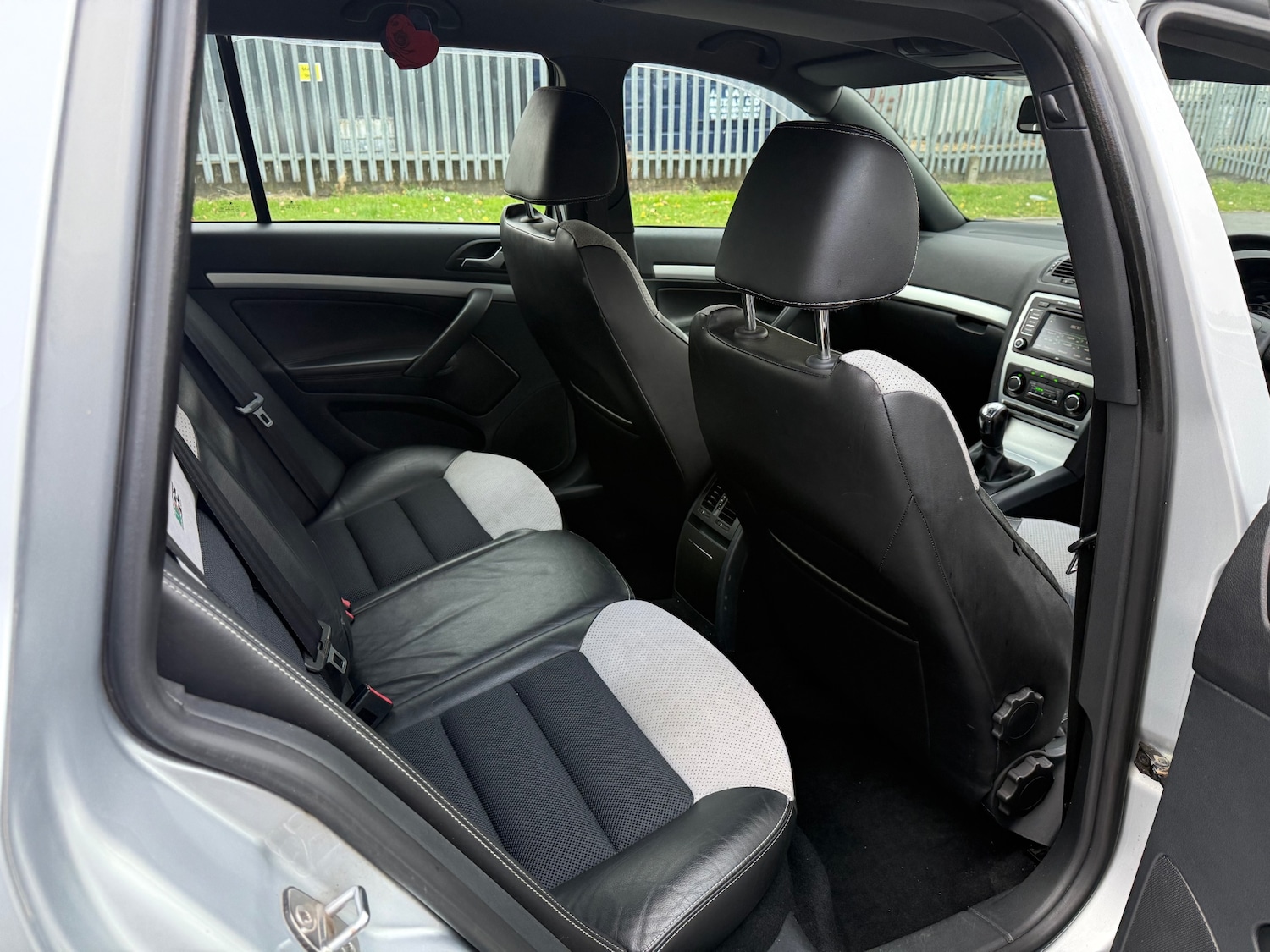 Used Skoda Octavia 2010 for sale - 76380378: Photo 9