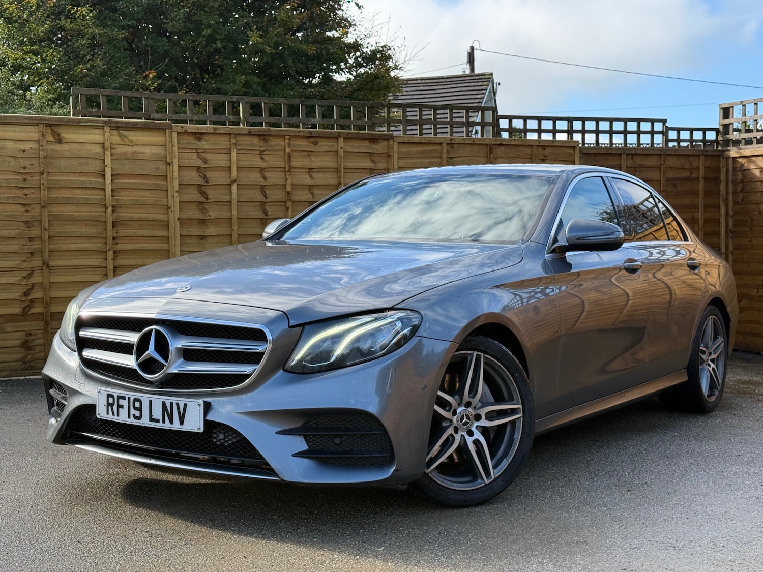 Used Mercedes-Benz E Class 2019 for sale - 76317519: Photo 3