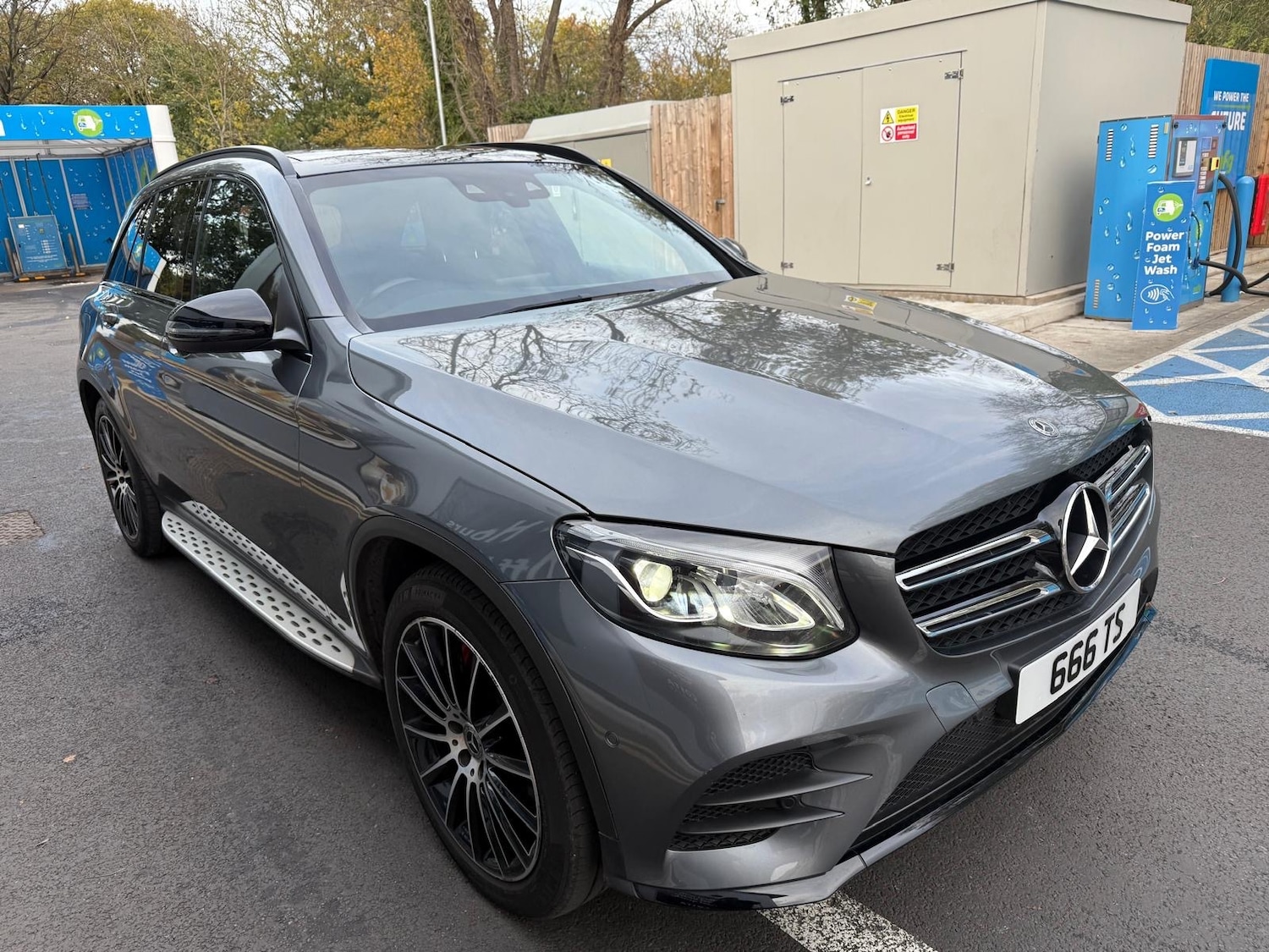 Used Mercedes-Benz GLC 2019 for sale - 76517778: Photo 1