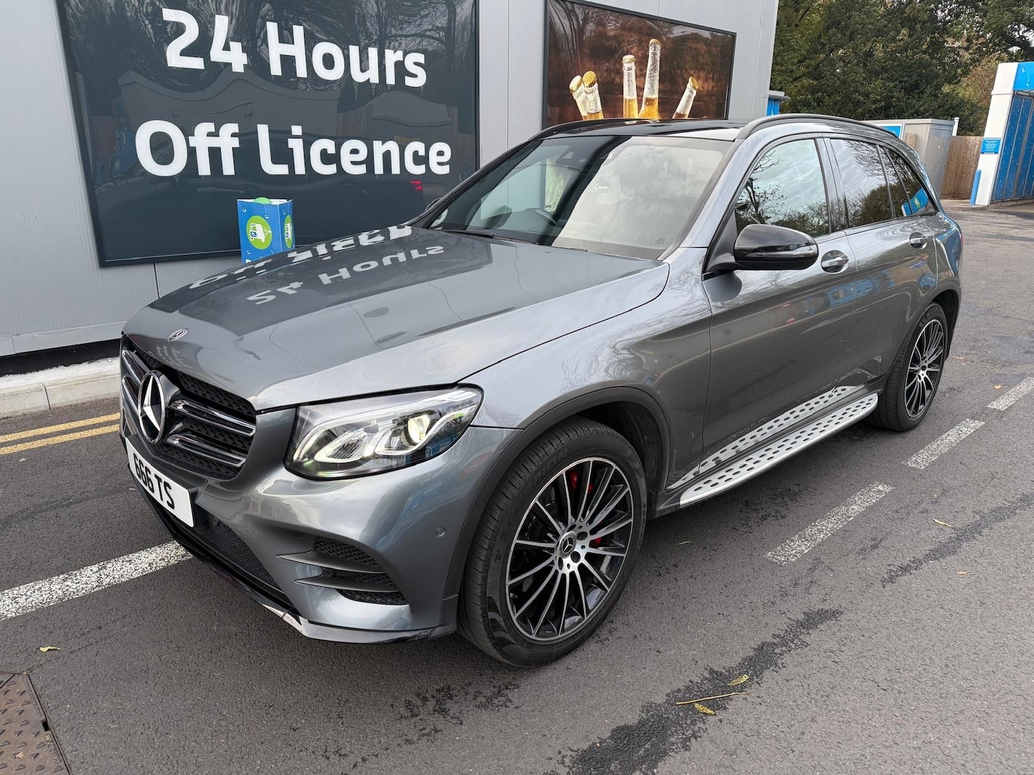 Used Mercedes-Benz GLC 2019 for sale - 76517778: Photo 3