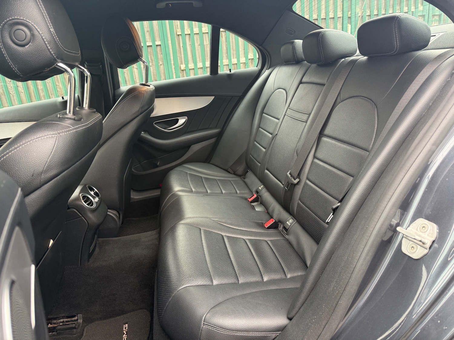 Used Mercedes-Benz C Class 2015 for sale - 77778691: Photo 10