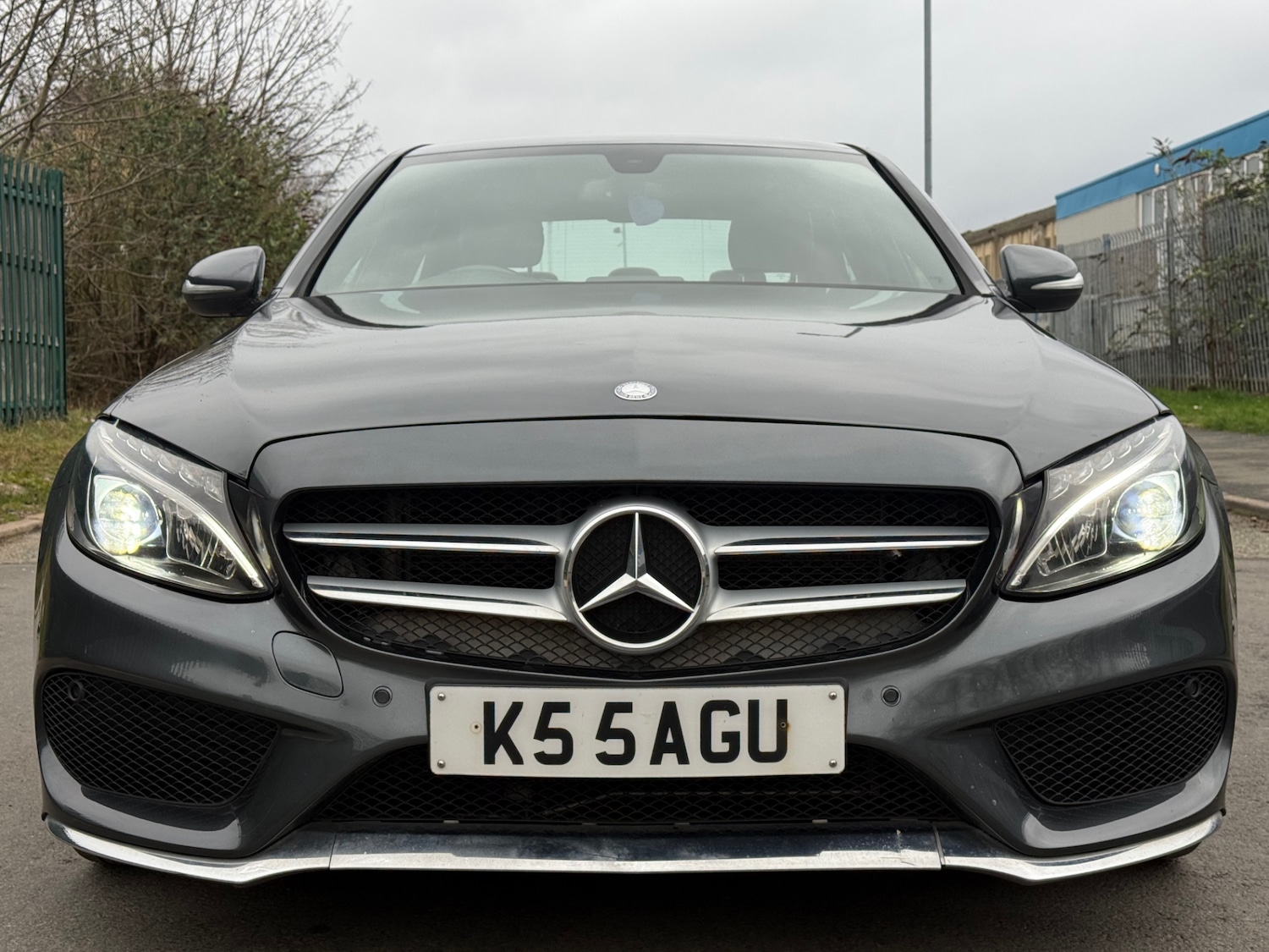 Used Mercedes-Benz C Class 2015 for sale - 77778691: Photo 2