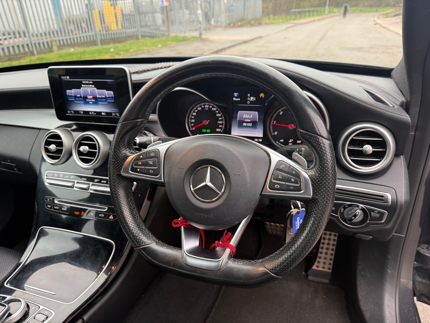 Used Mercedes-Benz C Class 2015 for sale - 77778691: Photo 8