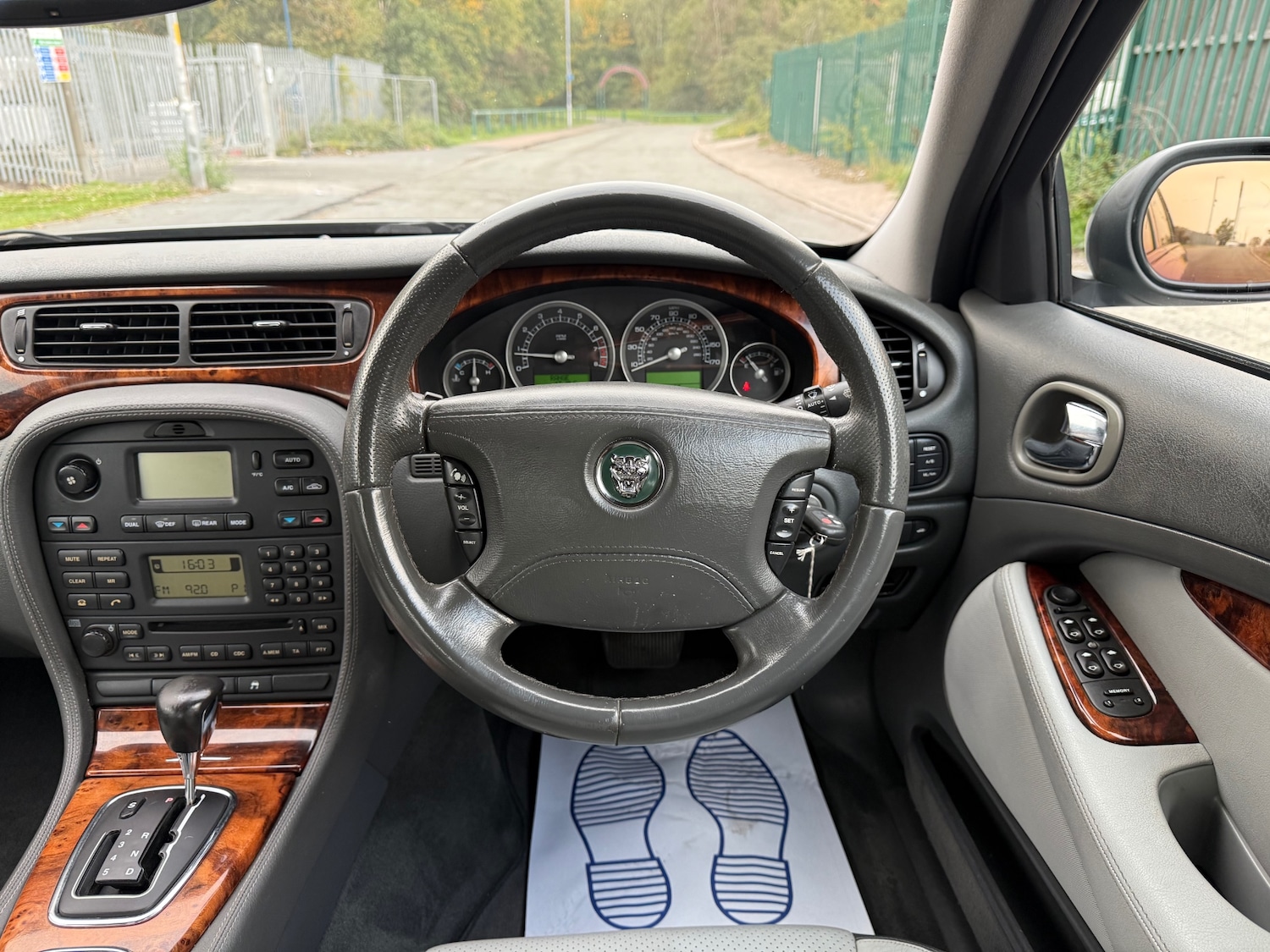 Used Jaguar S-Type 2005 for sale - 75863839: Photo 8