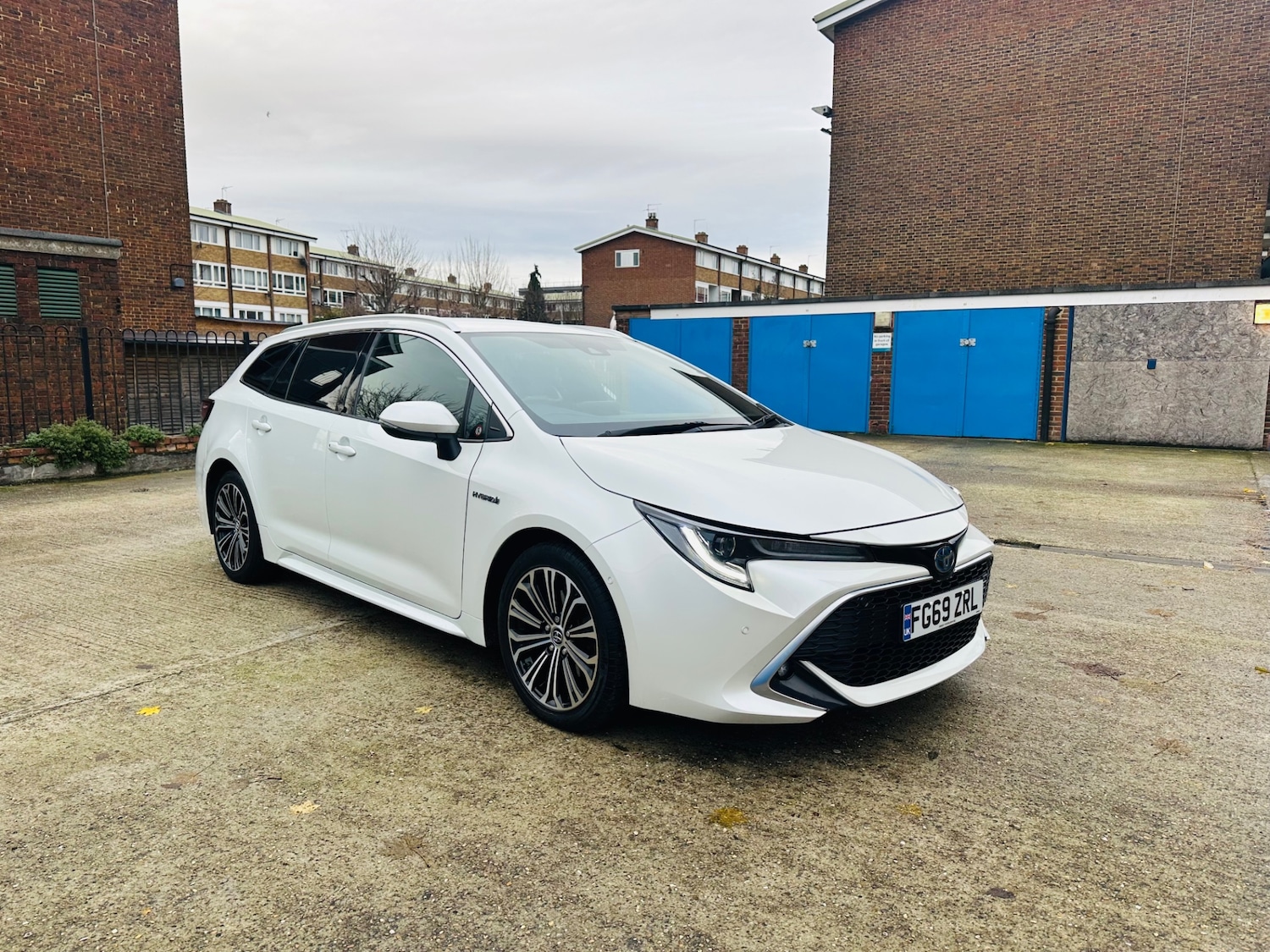 Used Toyota Corolla 2019 for sale - 76885208: Photo 2