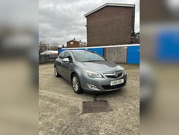 2011 (61) - 1.6i 16V SE 5dr Auto