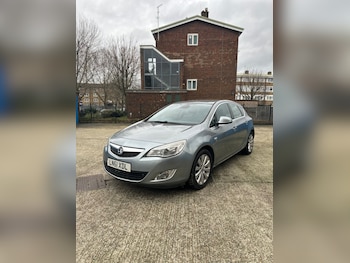 Used Vauxhall Astra 2011 for sale - 77632539: Photo