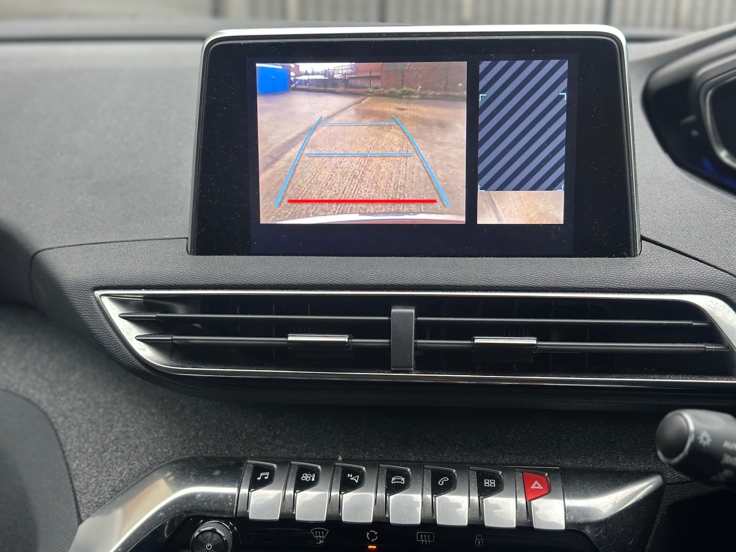 Used Peugeot 3008 2021 for sale - 77564249: Photo 16