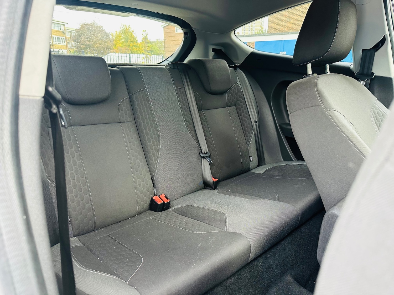 Used Ford Fiesta 2015 for sale - 76418095: Photo 10