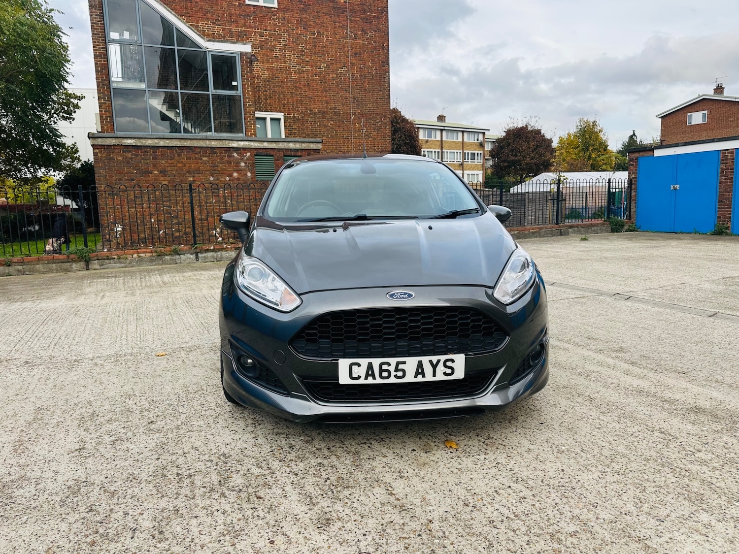 Used Ford Fiesta 2015 for sale - 76418095: Photo 3