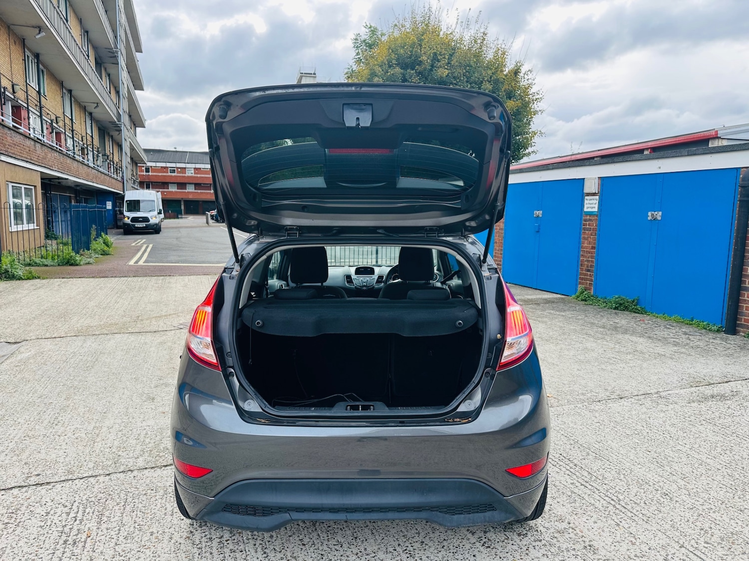 Used Ford Fiesta 2015 for sale - 76418095: Photo 9