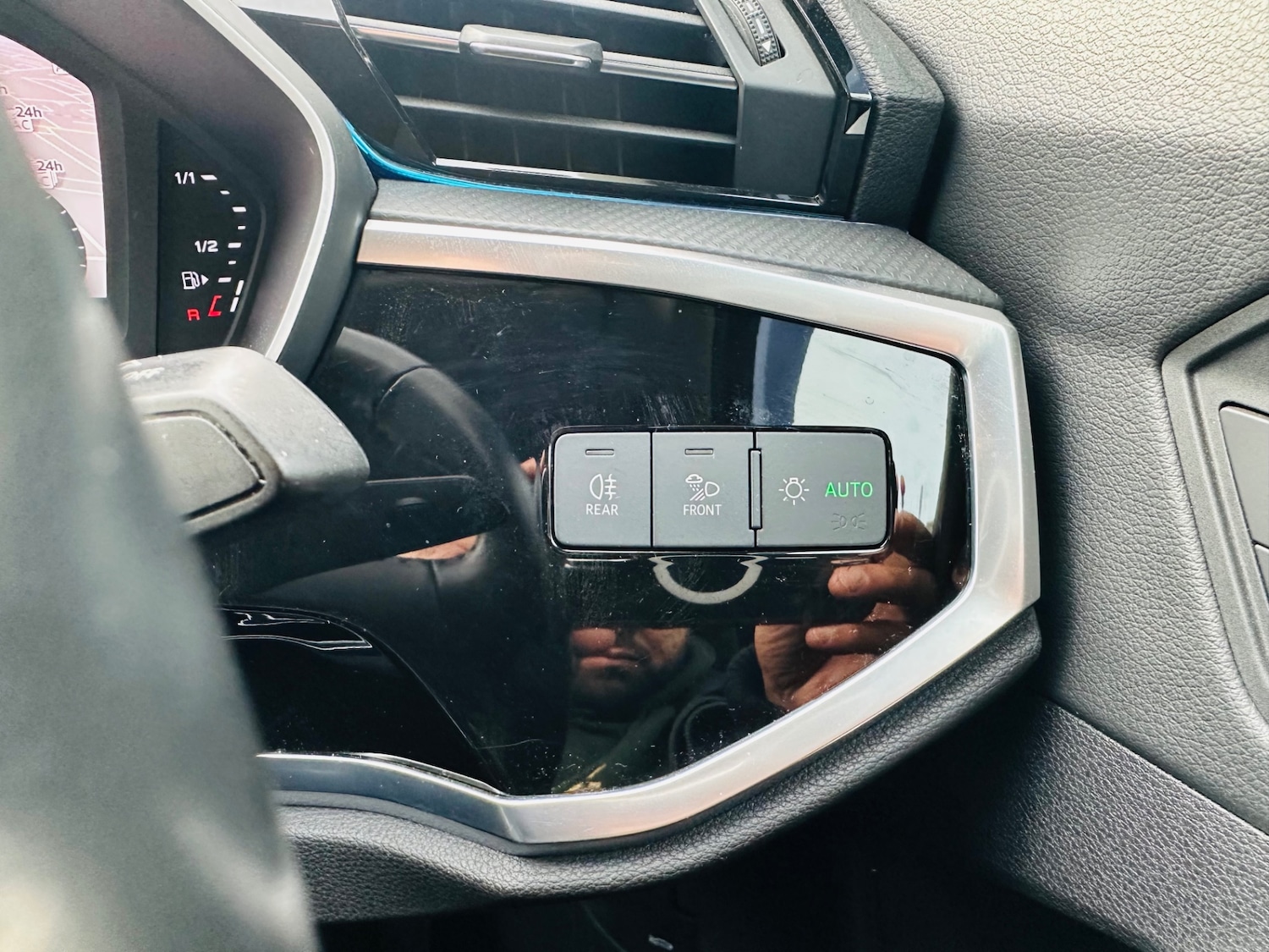 Used Audi Q3 2019 for sale - 76877407: Photo 17