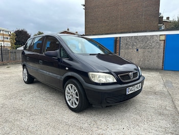Used Vauxhall Zafira 2003 for sale - 76195893: Photo 2