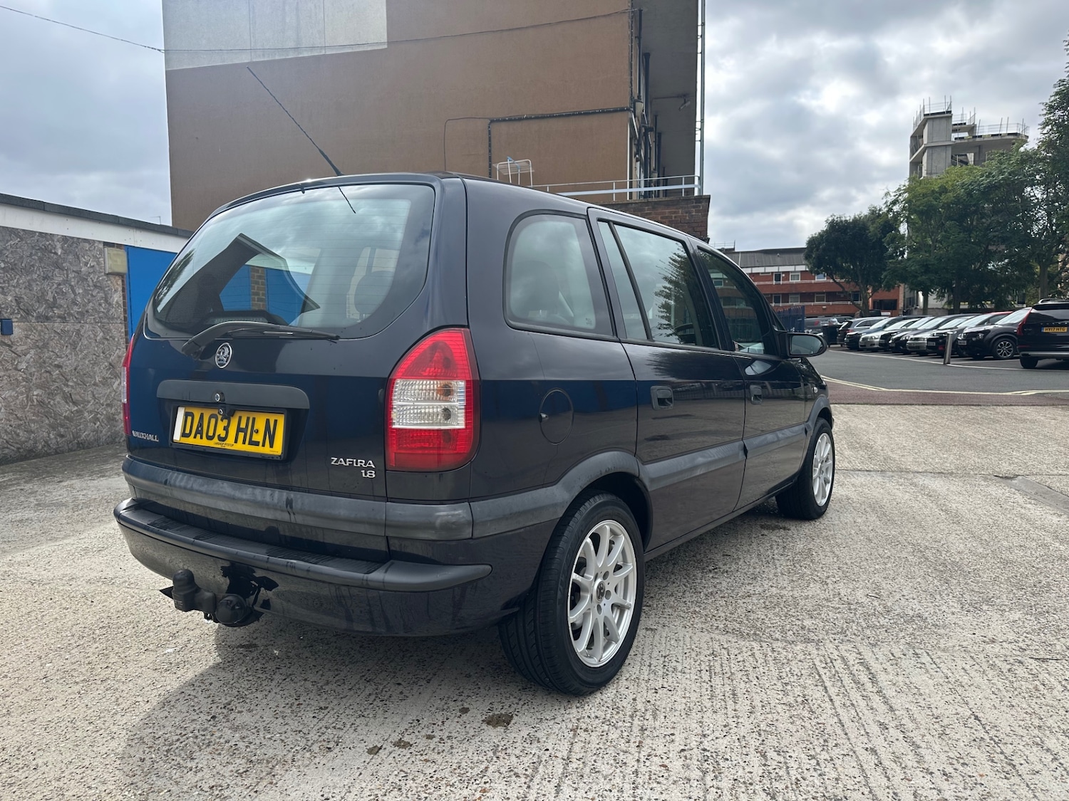 Used Vauxhall Zafira 2003 for sale - 76195893: Photo 4