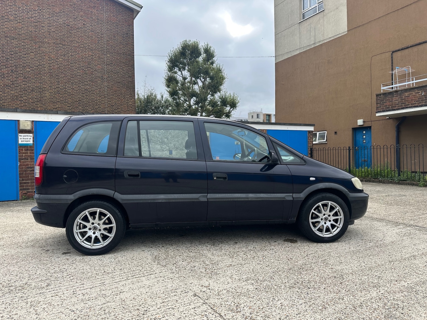 Used Vauxhall Zafira 2003 for sale - 76195893: Photo 7