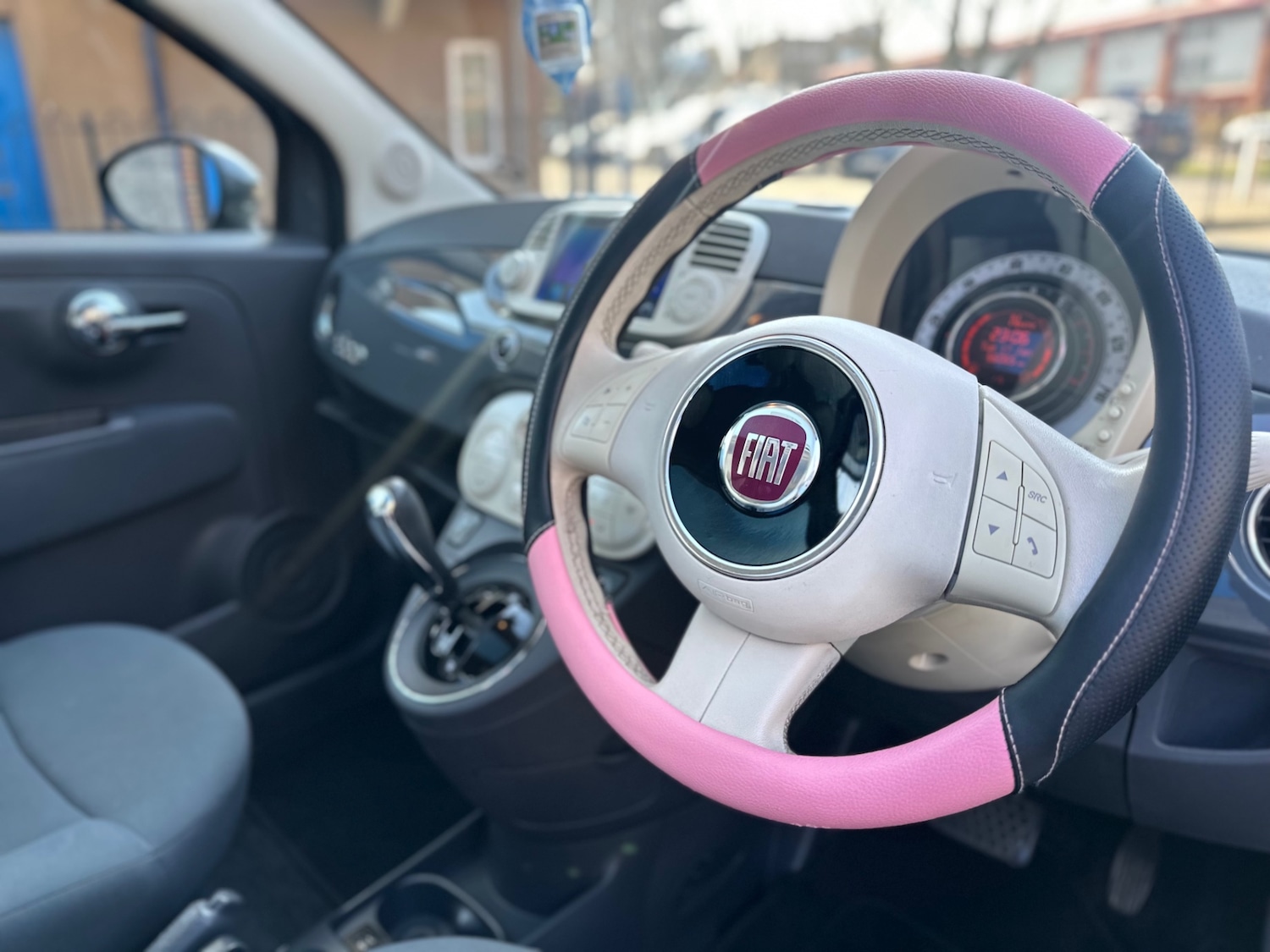 Used Fiat 500 2011 for sale - 77953879: Photo 16