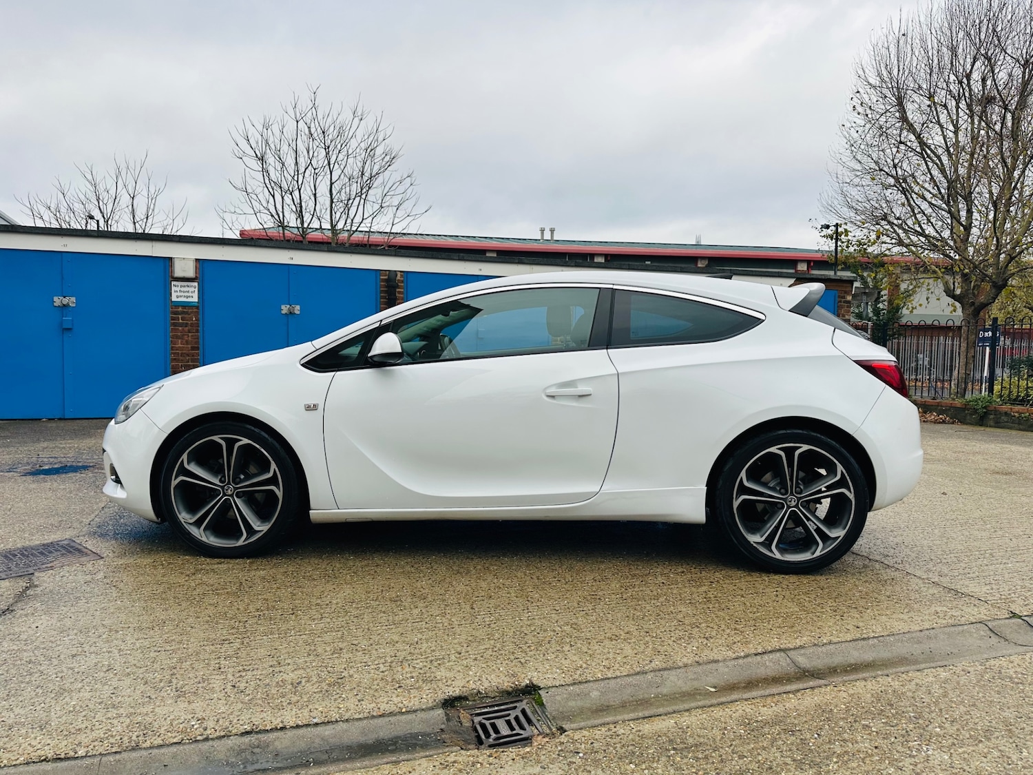 Used Vauxhall Astra GTC 2016 for sale - 76725439: Photo 8
