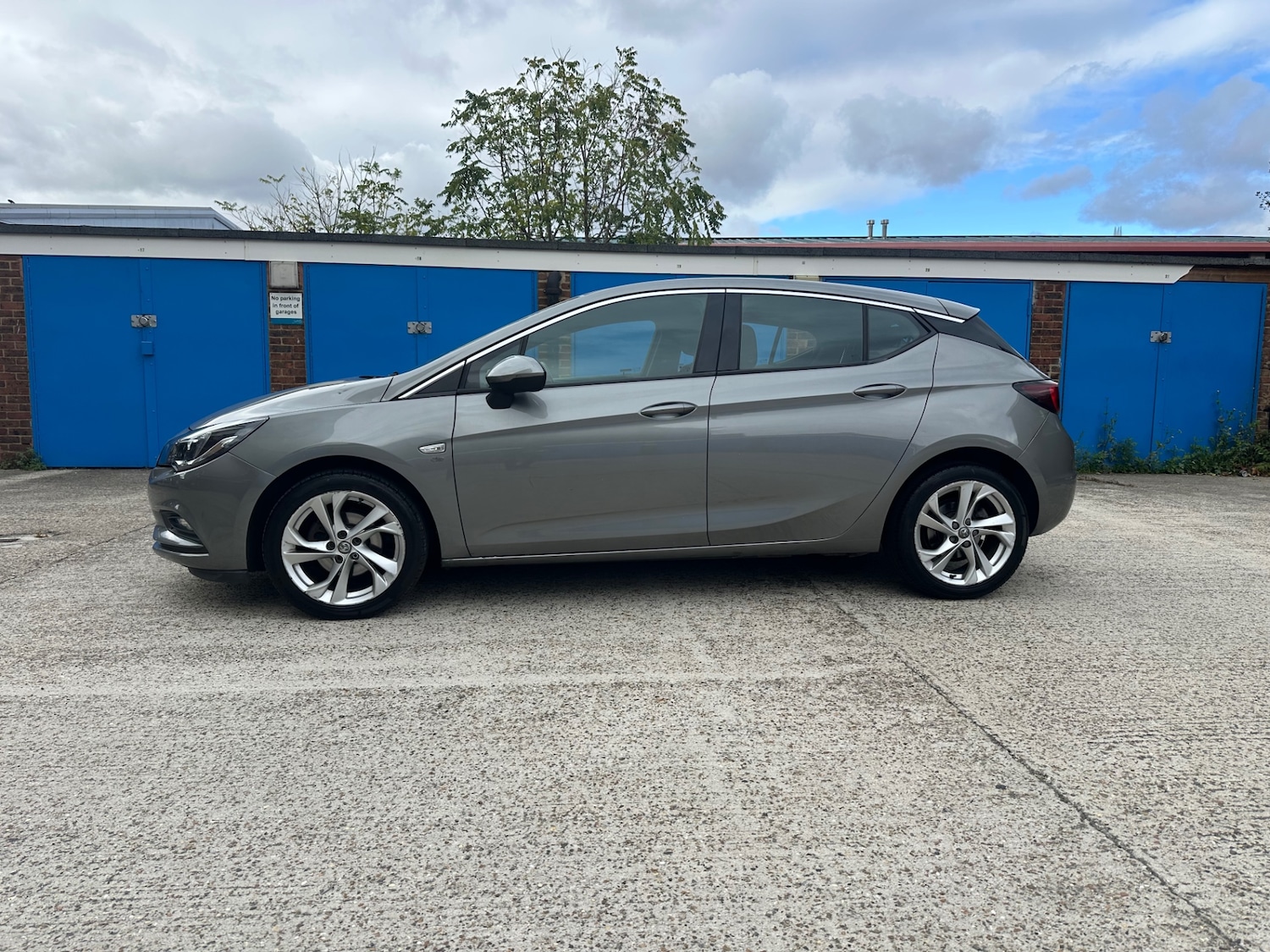 Used Vauxhall Astra 2017 for sale - 76670900: Photo 6