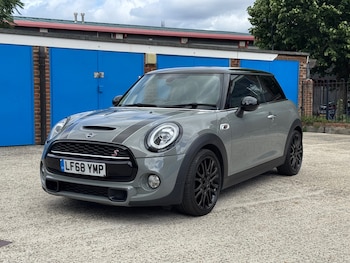 Used MINI Hatch 2018 for sale - 79037363: Photo