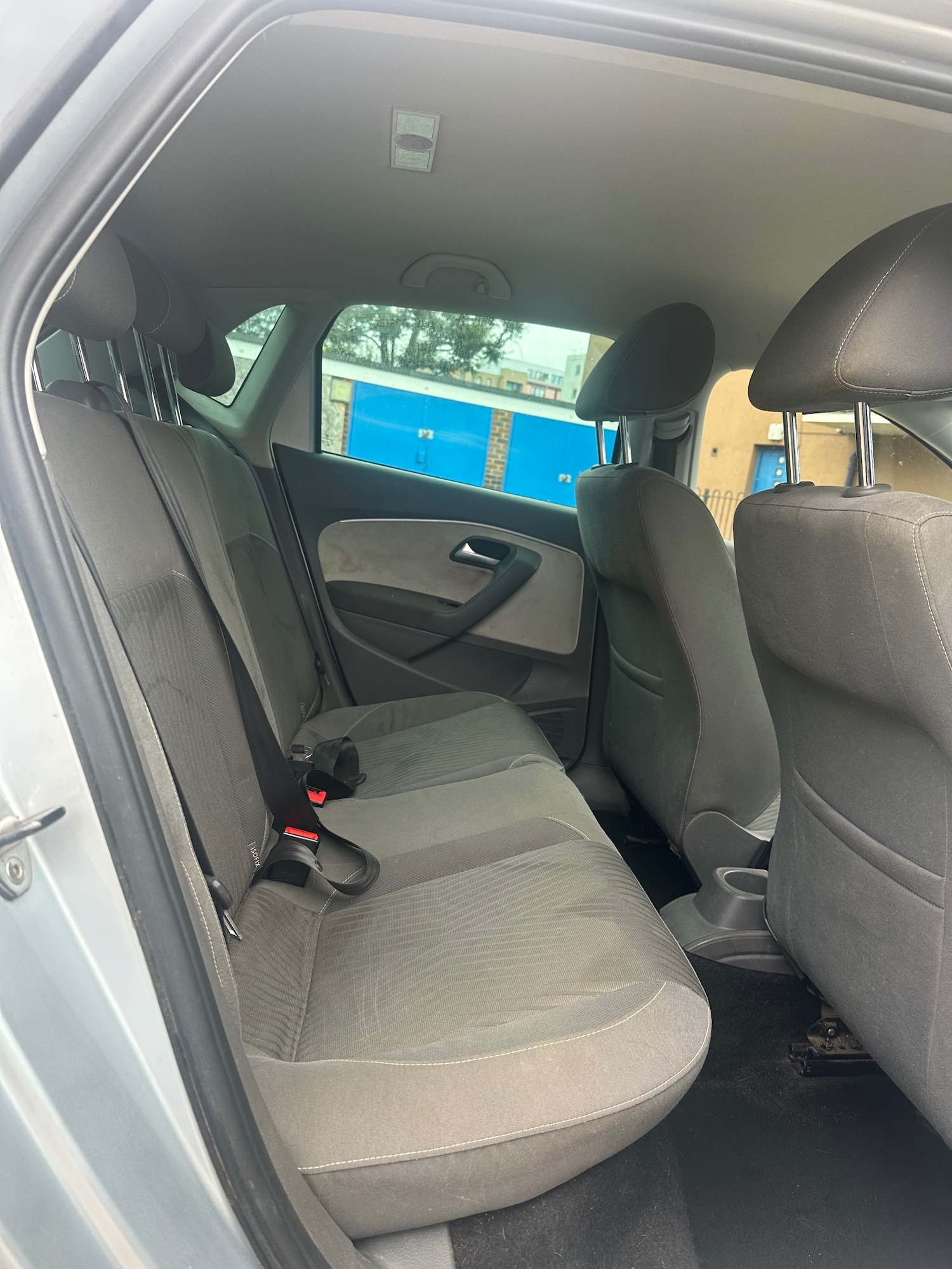 Used Volkswagen Polo 2015 for sale - 76357768: Photo 14