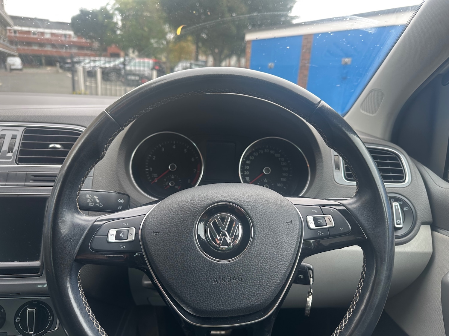 Used Volkswagen Polo 2015 for sale - 76357768: Photo 18