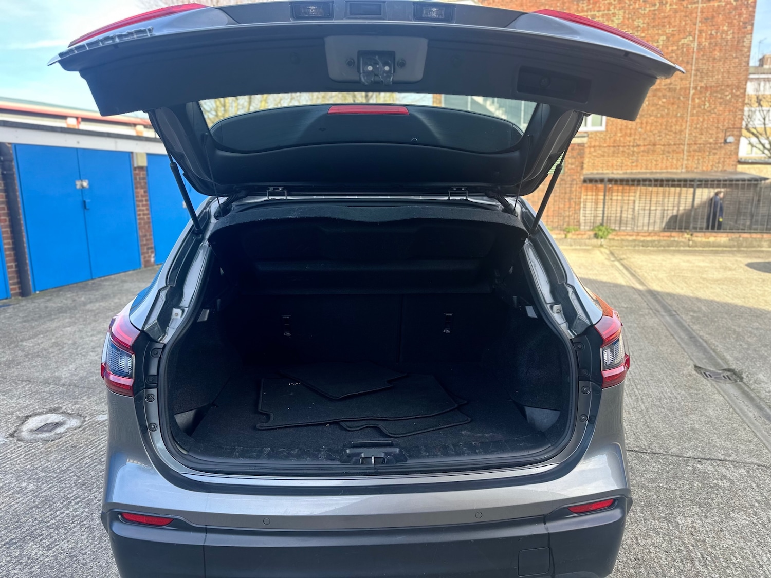 Used Nissan Qashqai 2018 for sale - 77729136: Photo 9