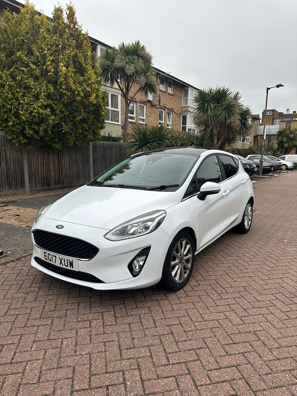 Used Ford Fiesta 2017 for sale - 76315639: Photo 1