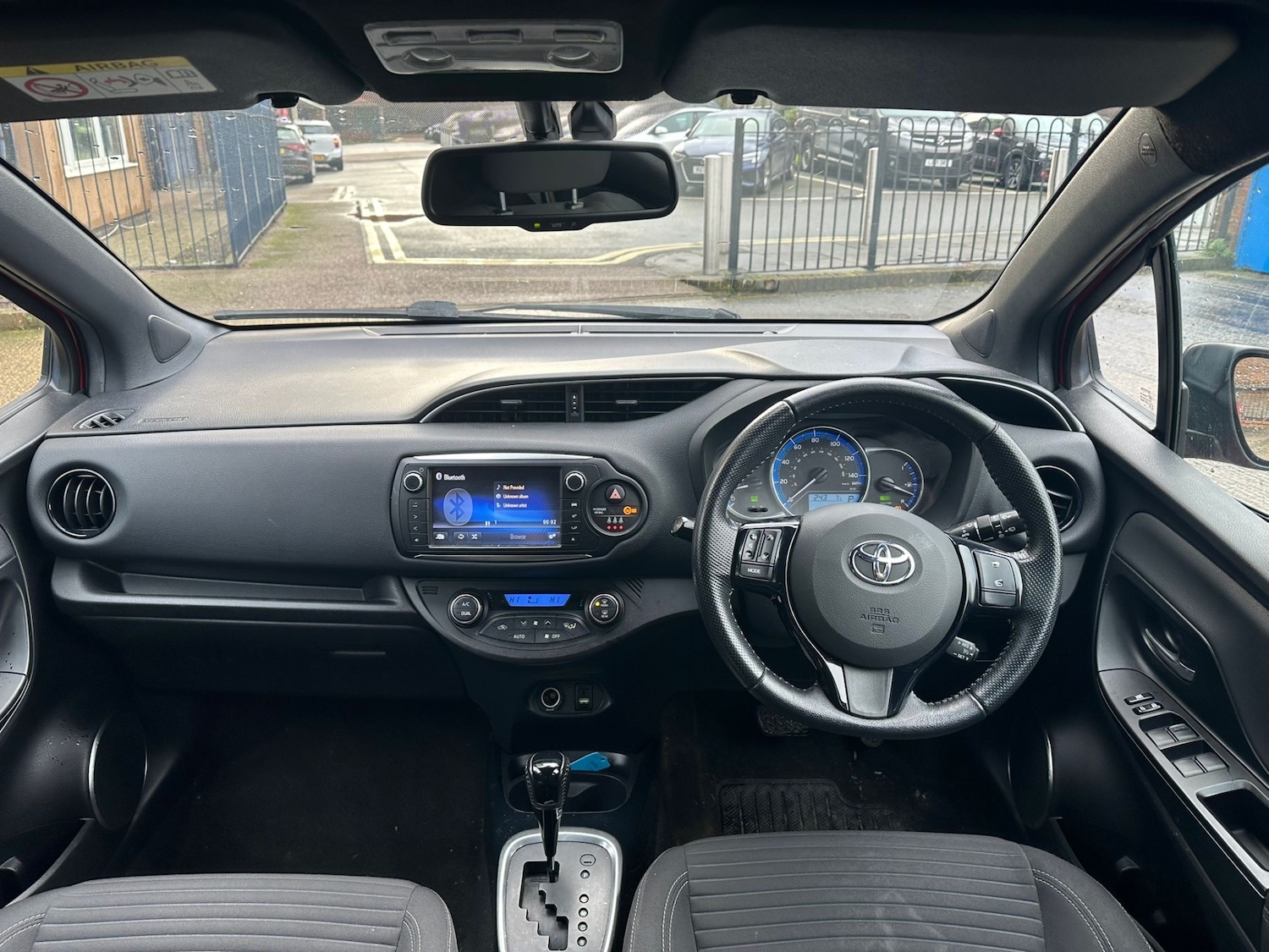 Used Toyota Yaris 2016 for sale - 77595526: Photo 12