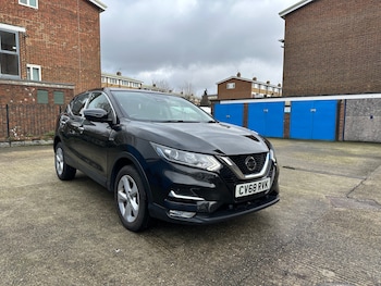 Used Nissan Qashqai 2018 for sale - 77564266: Photo