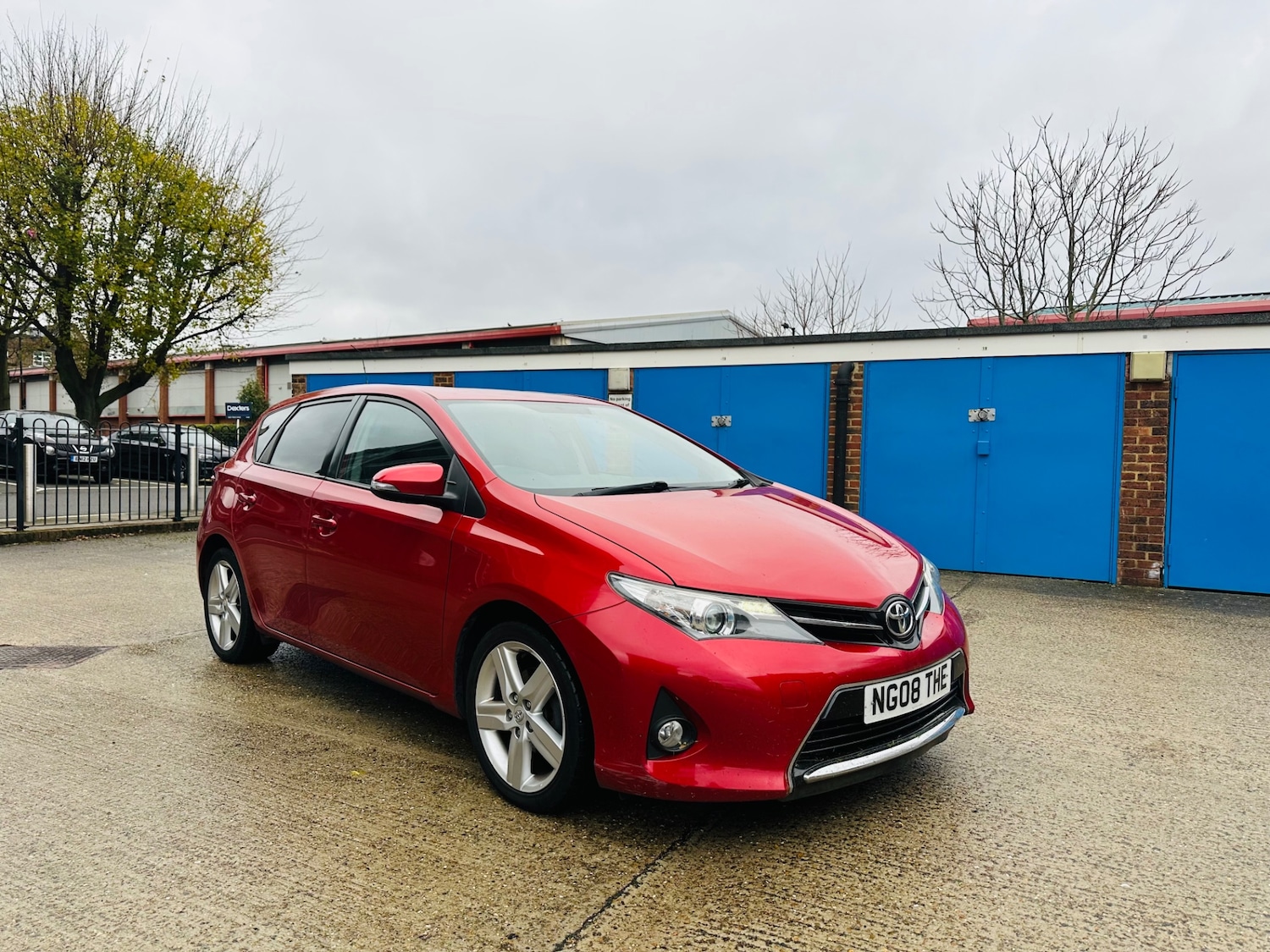 Used Toyota Auris 2013 for sale - 76725527: Photo 2