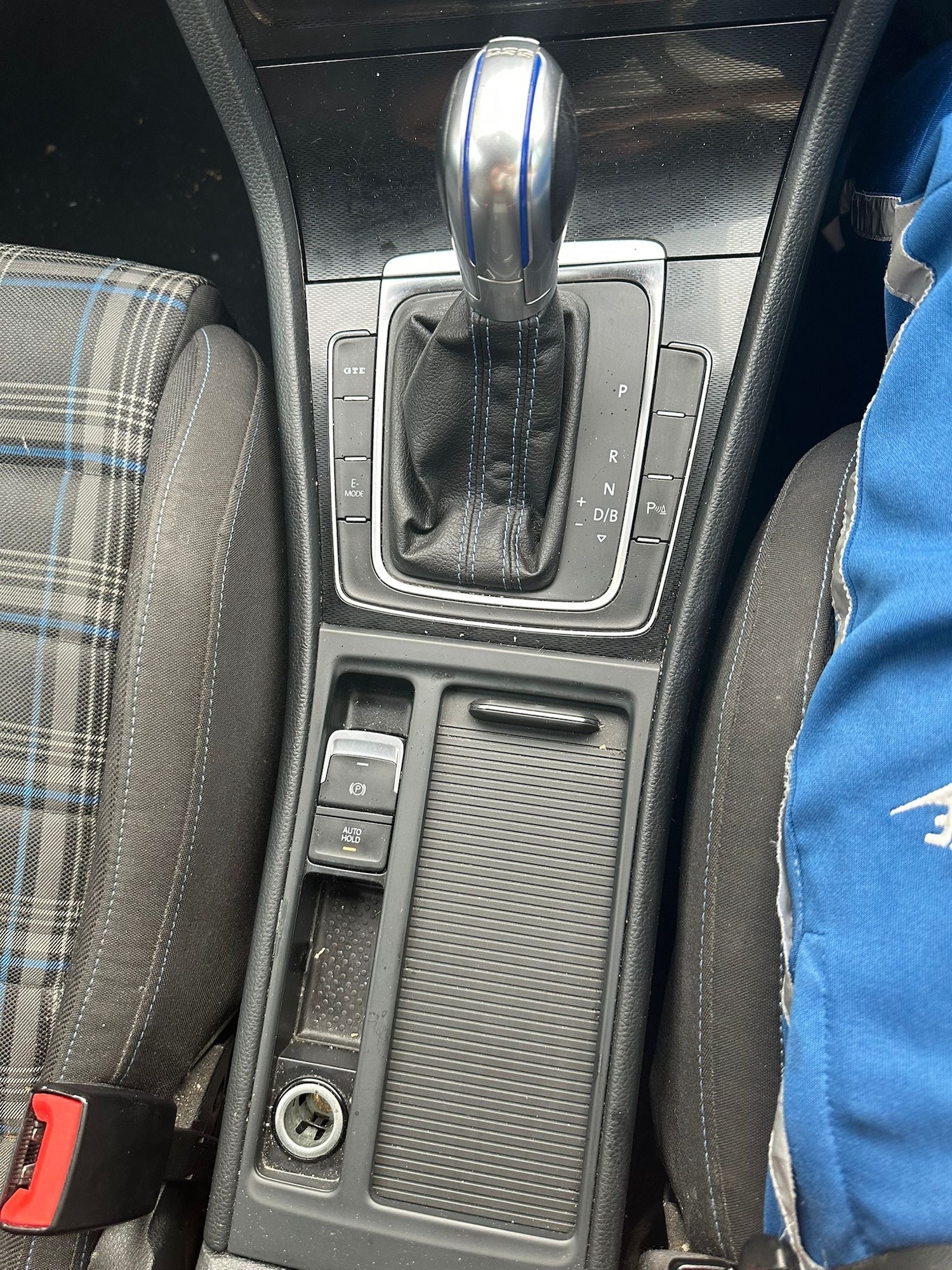 Used Volkswagen Golf 2015 for sale - 77792960: Photo 16