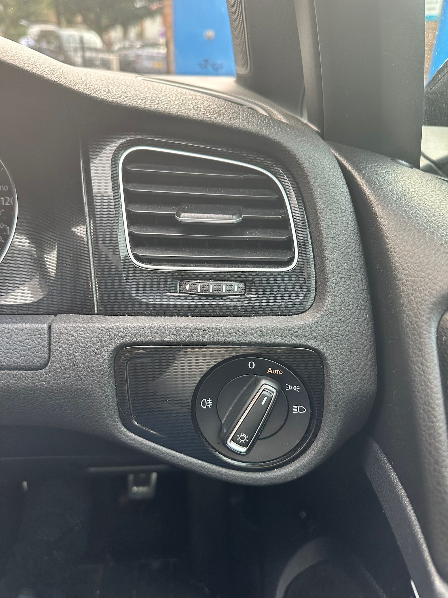 Used Volkswagen Golf 2015 for sale - 77792960: Photo 17