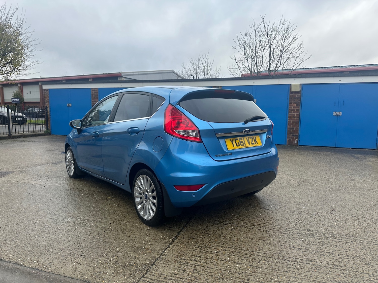 Used Ford Fiesta 2011 for sale - 76725548: Photo 4