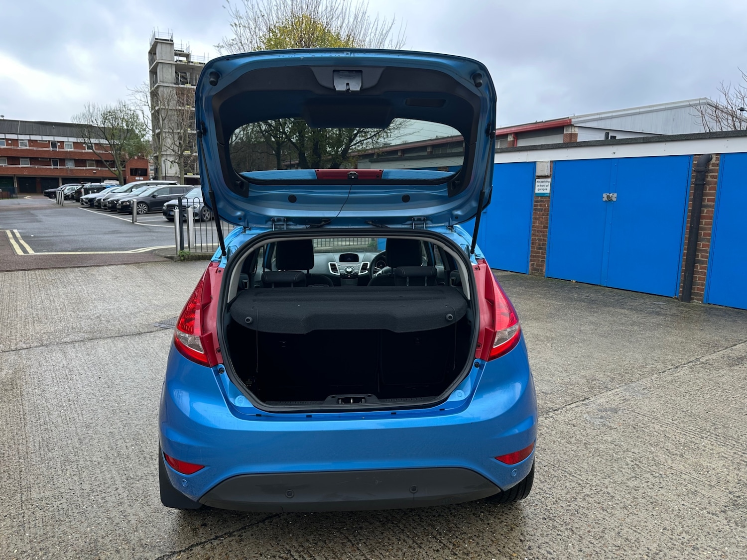 Used Ford Fiesta 2011 for sale - 76725548: Photo 9