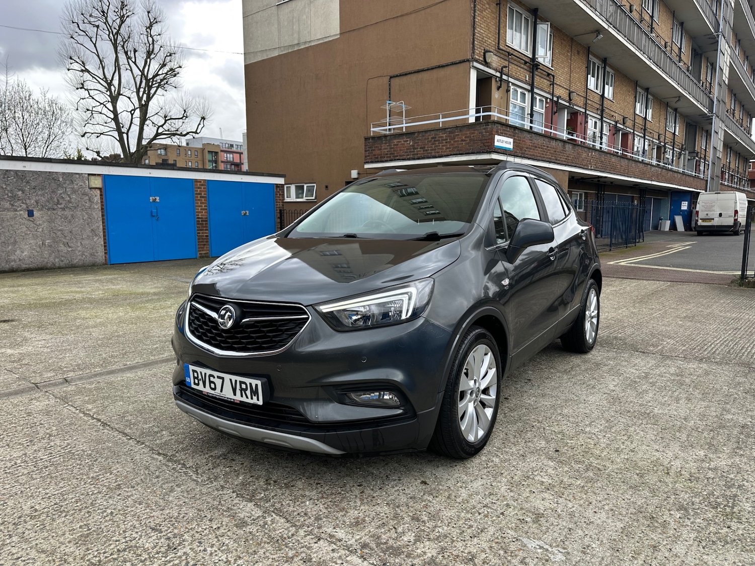 Used Vauxhall Mokka X 2017 for sale - 77640631: Photo 2