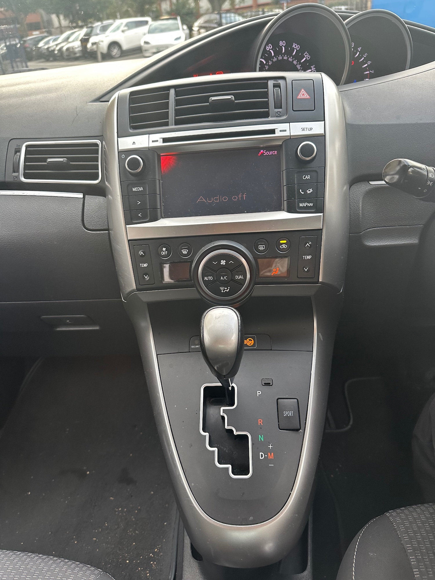 Used Toyota Verso 2013 for sale - 76213787: Photo 14