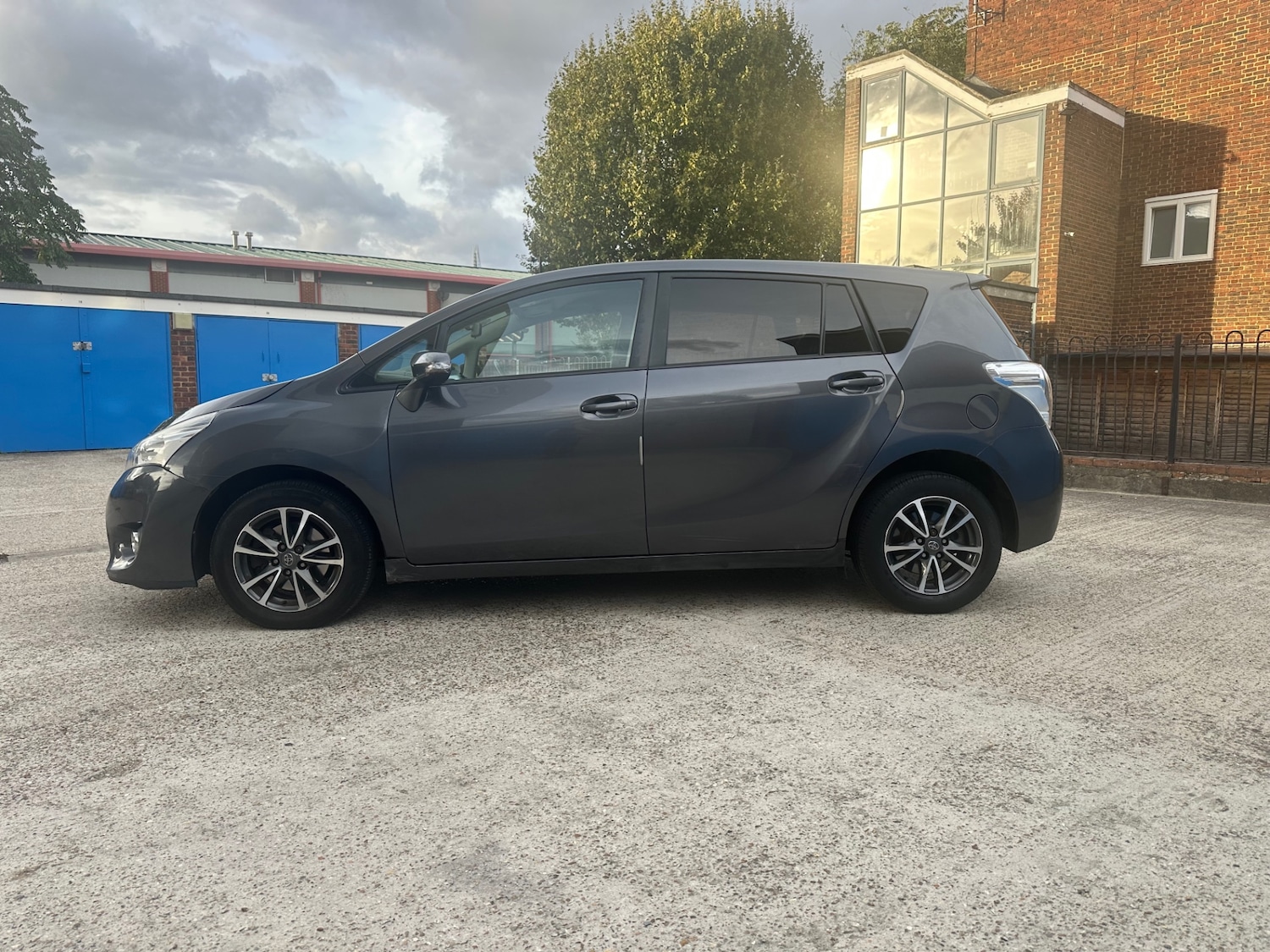 Used Toyota Verso 2013 for sale - 76213787: Photo 6